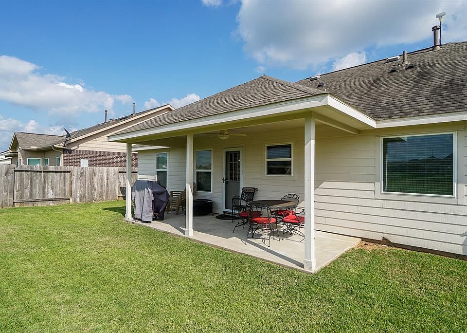 1st image of 239 S Lantana Cir