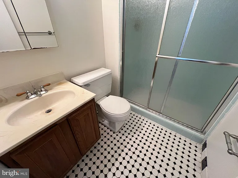 5566 Burnside Dr — Photo 19