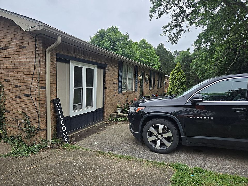 2nd image of 112 Reed Pl