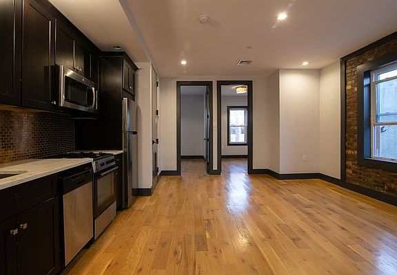 4th image of 1322 Prospect Ave #4