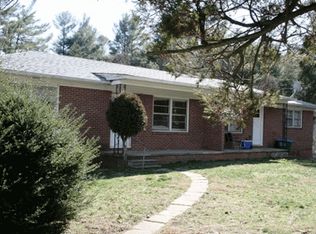 2110 Kanuga Rd, Hendersonville, NC 28739