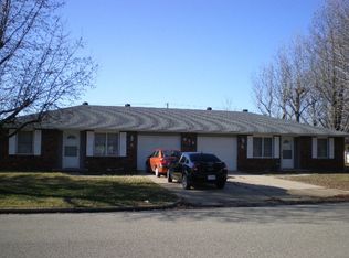611 N Louise Ave #B, Saint James, MO 65559