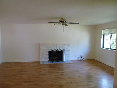 Living room with gas fireplace