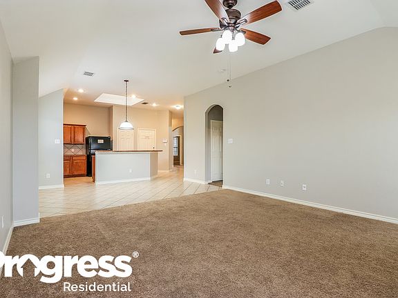3rd image of 1537 Kingfisher Dr