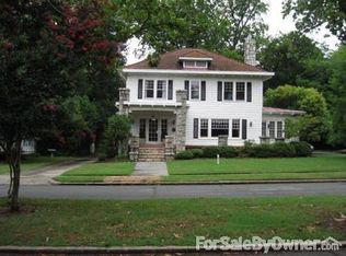 620 Fountain Pl, Burlington, NC 27215