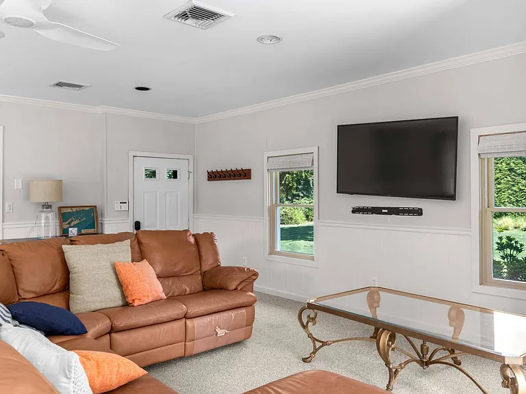 101 Sebonac Inlet Rd — Photo 3