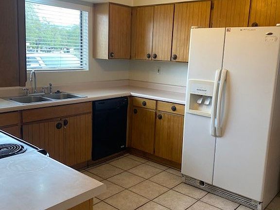 3rd image of 7614 E Pima St