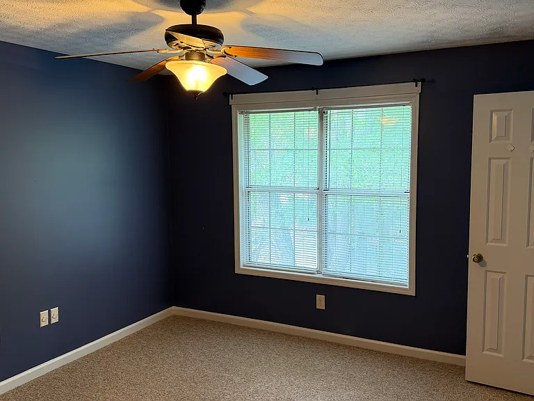 145 Sleepy Creek Dr — Photo 9