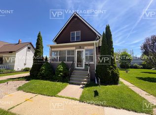 114 N Ontario St, De Pere, WI 54115