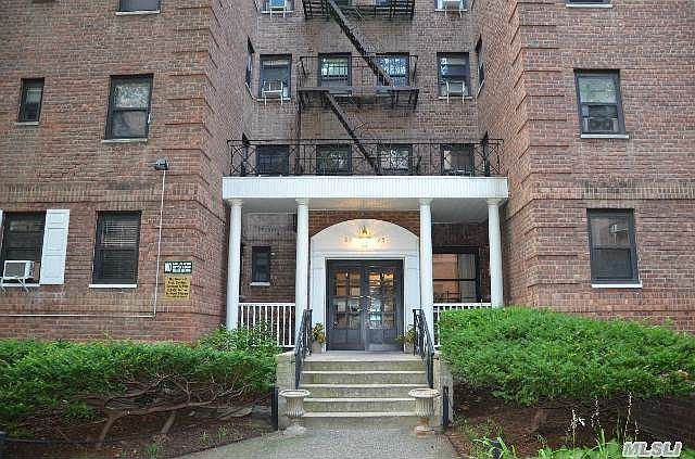 1st image of 8375 118th St APT 4I