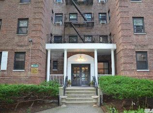 8375 118th St APT 4I, Jamaica, NY 11415