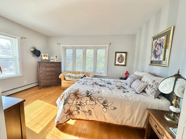 7523 16th Avenue image 7 of 14