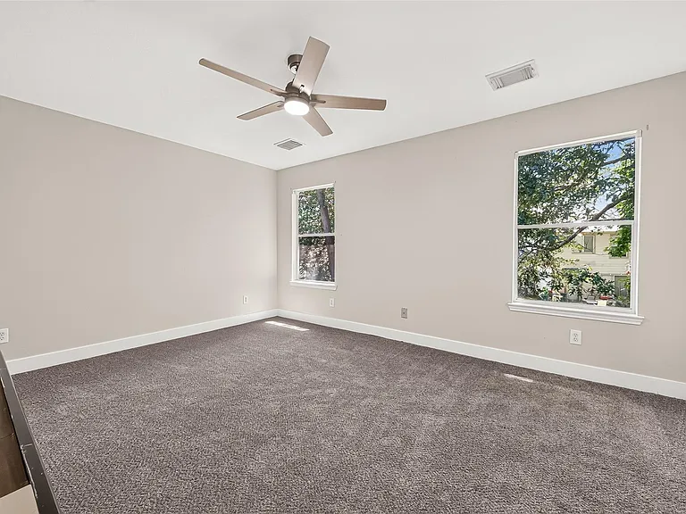 18174 Woodsdale Ct — Photo 23