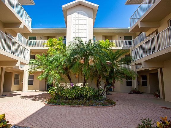 5th image of 3554 Haldeman Creek Dr APT 136