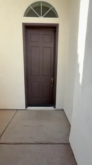 1085 San Tropez Court — Photo 2