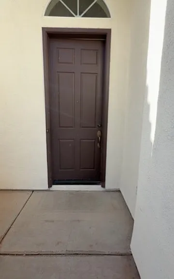 1085 San Tropez Ct — Photo 2
