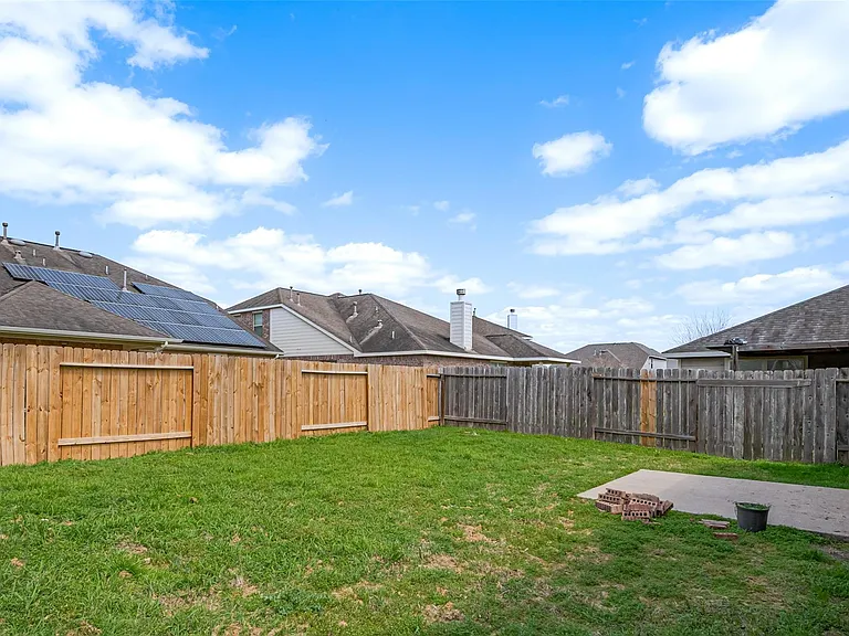 1910 Vermillion View St — Photo 45