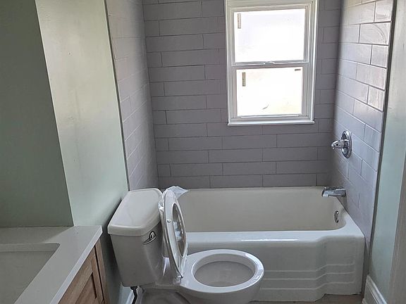 5th image of 4202 Harding Ave