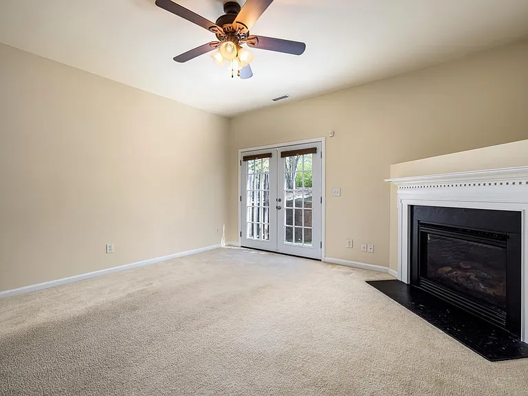 1619 Snowmass Way — Photo 9