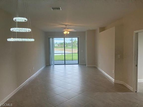 5th image of 13981 Winding Cedar Way