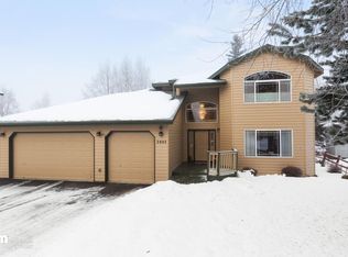 2801 Snug Harbor Cir, Anchorage, AK 99507