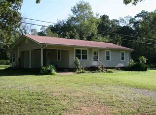 281 Oakwood Dr, Decaturville, TN 38329