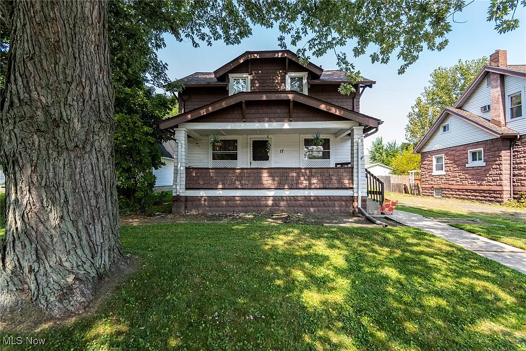 17 Wilson Ave photo 1
