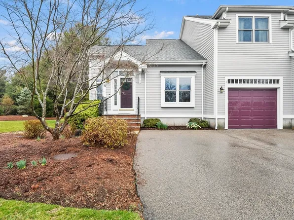 10 Country Cir Unit 10, Norton, MA 02766