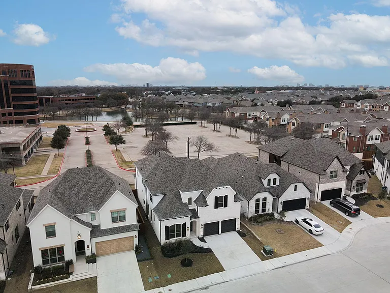 8218 Vitex Ave — Photo 42
