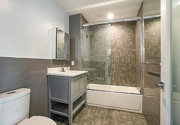 3rd image of 975 Liberty Ave #5M