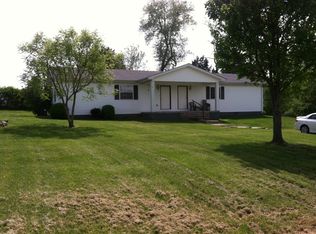 100 Donna Rd, Russell Springs, KY 42642