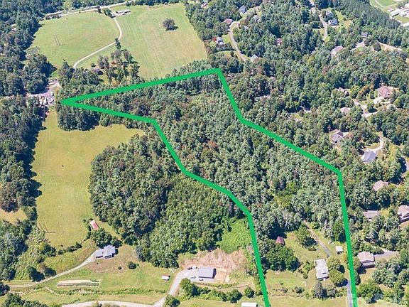 4th image of 160 McLean Rd