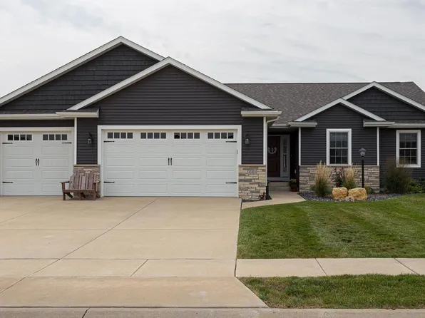 345 Hillside Dr, Eldridge, IA 52748