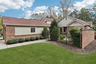 Glenbrook Dr-L1110-011.jpg