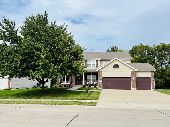 2261 Jack Nicklaus Dr, Belleville, IL 62220
