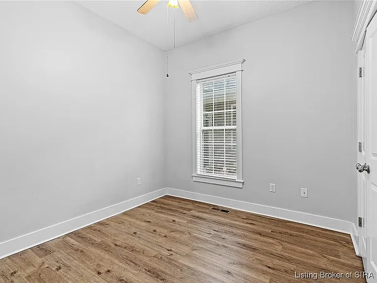 1744 Ekin Ave — Photo 20