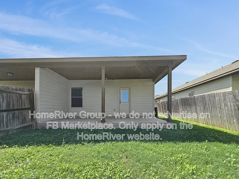 128 Joanne Cv — Photo 15