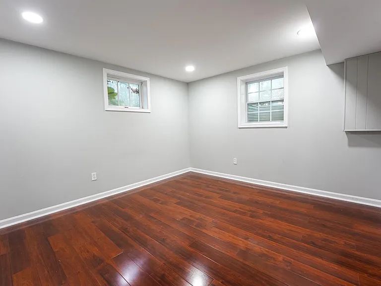 6807 Huntsman Blvd — Photo 9