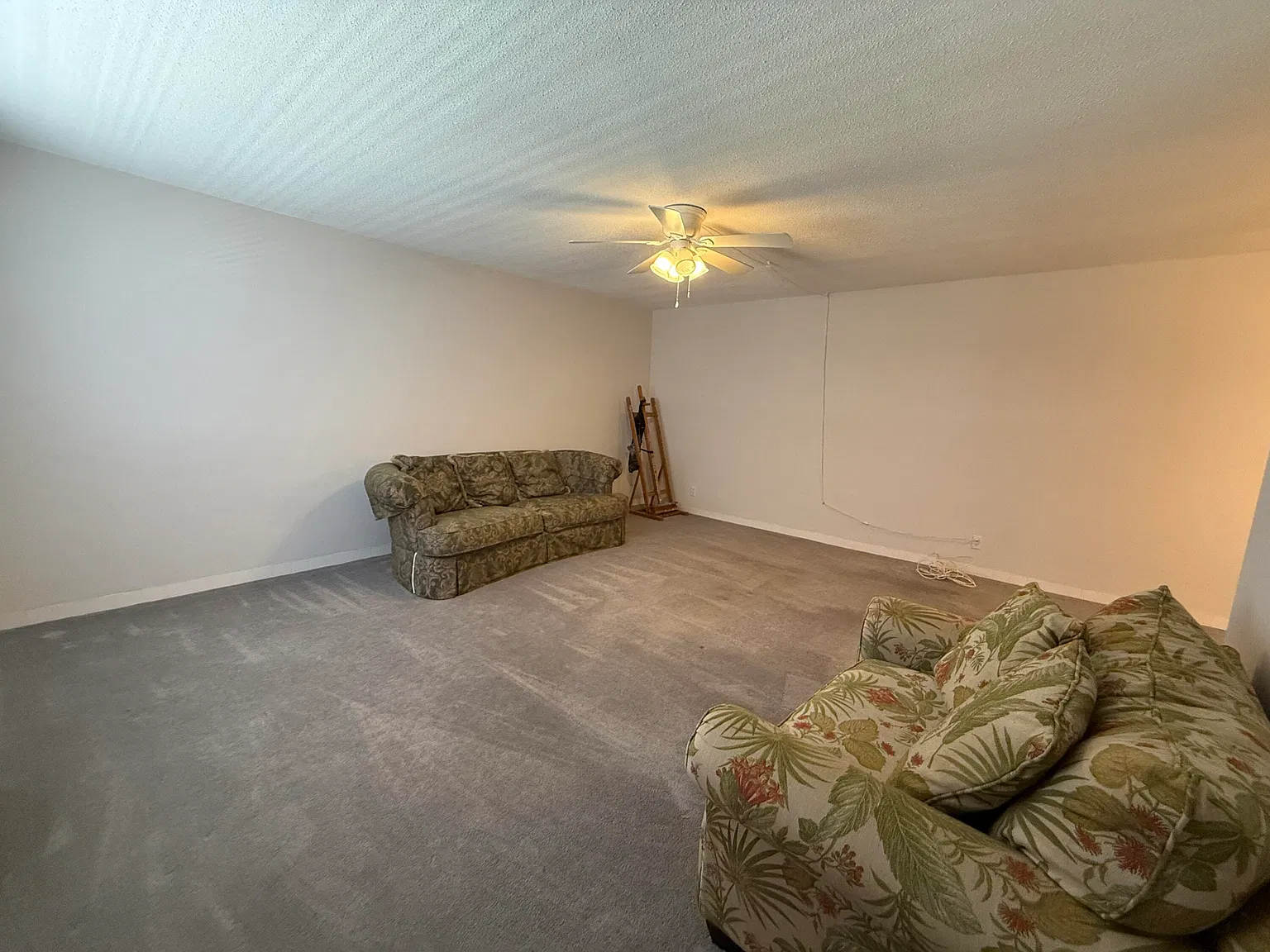 Sunland Gardens Apts — Photo 4