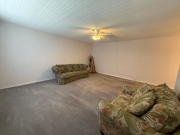 4th image of 3860 NE 21st Way