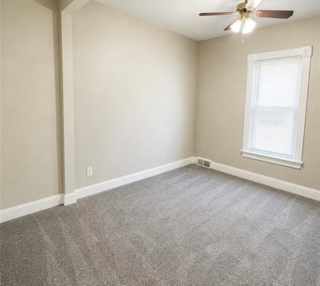 2658 Main St — Photo 3