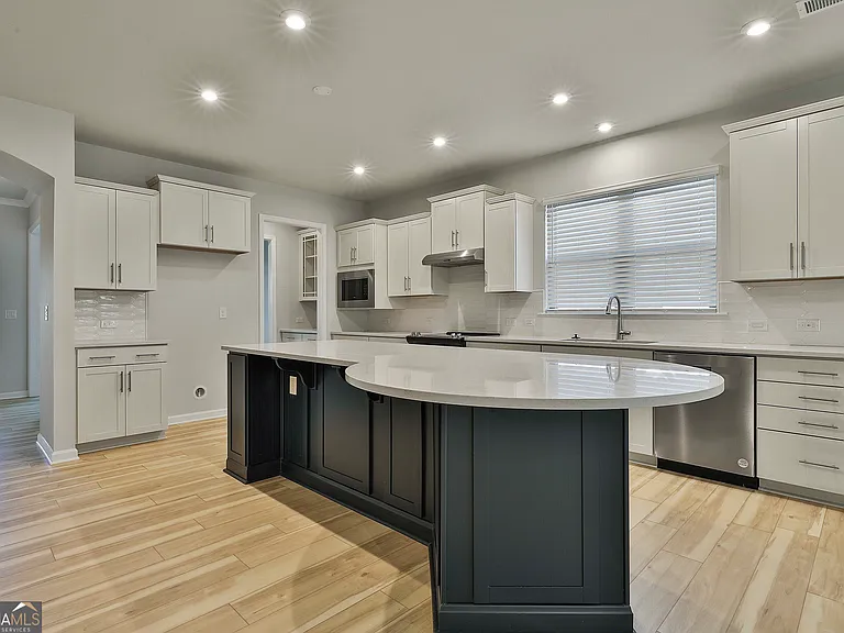 148 Soundview Trce — Photo 17