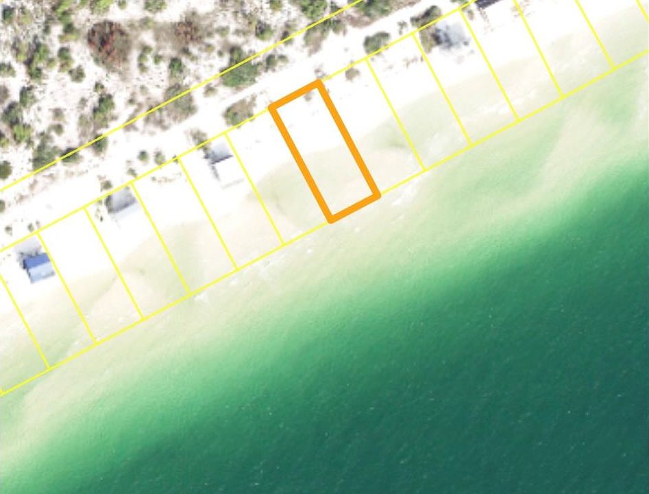 2nd image of 989 Gulf Shore Dr