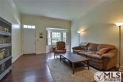 113 Fairmont Pl — Photo 3