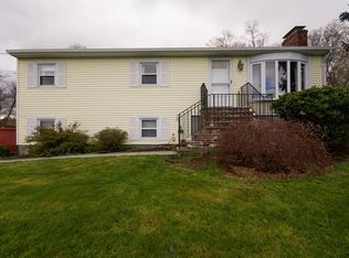 1 Paul Ct, Warren, RI 02885