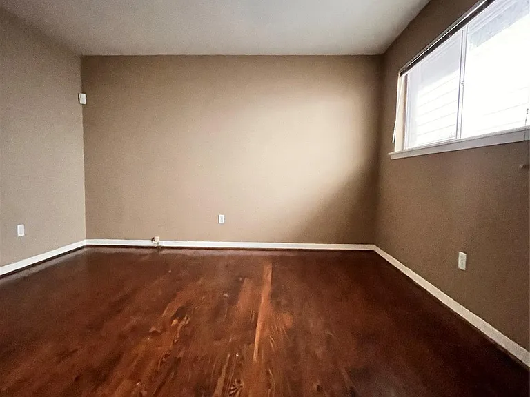 427 W 17th St #8 — Photo 6