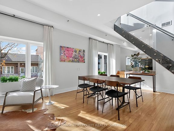 5th image of 75 Markham St #1