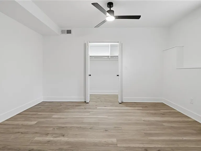 230 Pinebridge Ct — Photo 34