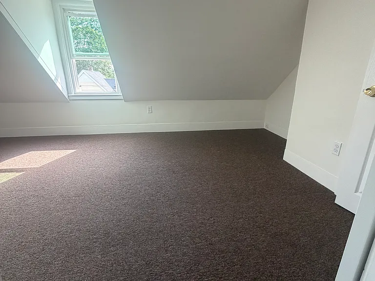 430 Cohannet St #3 — Photo 5