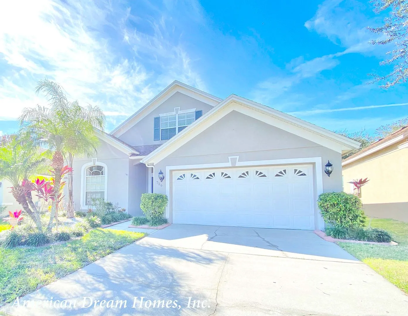 Beautiful Pool Home in Eastwood! — Photo 2